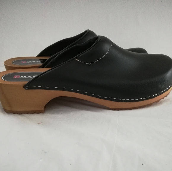 buxa clogs
